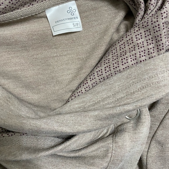 Wrap cowl button sweater - Picture 3 of 7